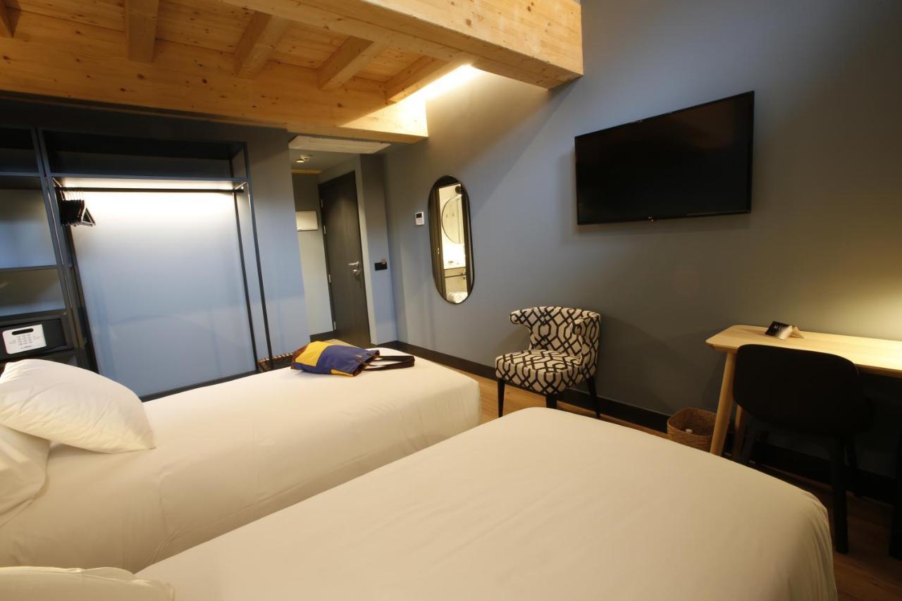 Hotel M&uga Hotela