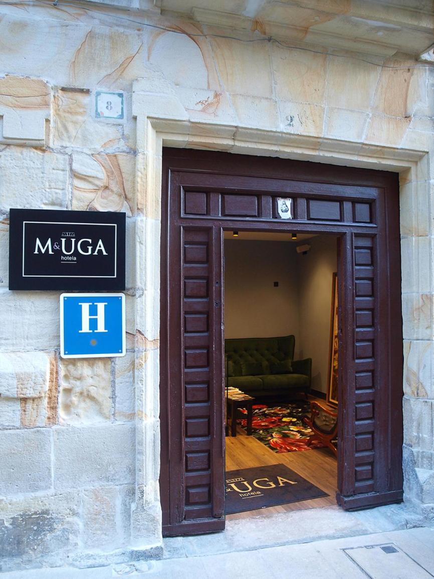 Hotel M&uga Hotela 2*