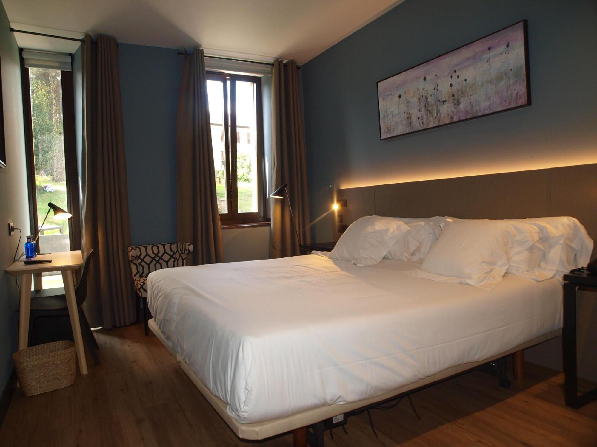 Hotel M&uga Hotela 2*